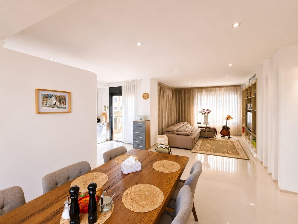 5 Bed Townhouse for sale in La Zenia Costa Blanca, Alicante, Spain