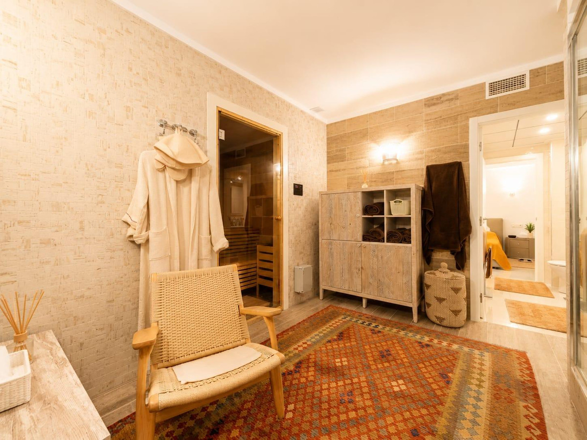 5 Bed Townhouse for sale in La Zenia Costa Blanca, Alicante, Spain