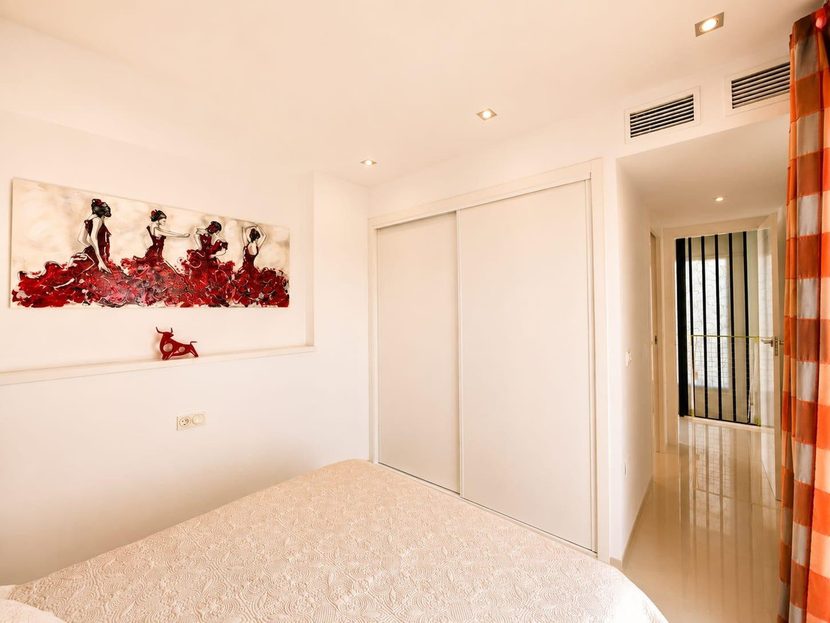 5 Bed Townhouse for sale in La Zenia Costa Blanca, Alicante, Spain