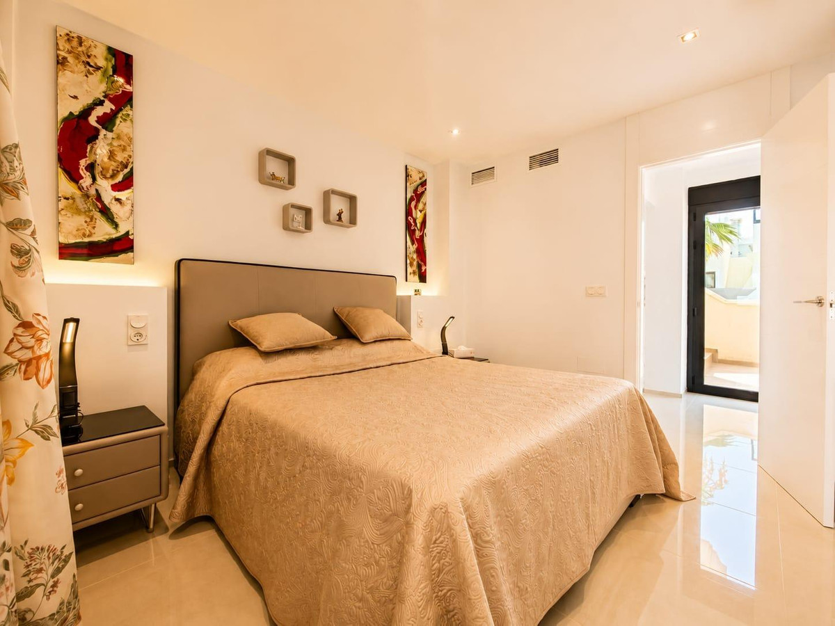 5 Bed Townhouse for sale in La Zenia Costa Blanca, Alicante, Spain