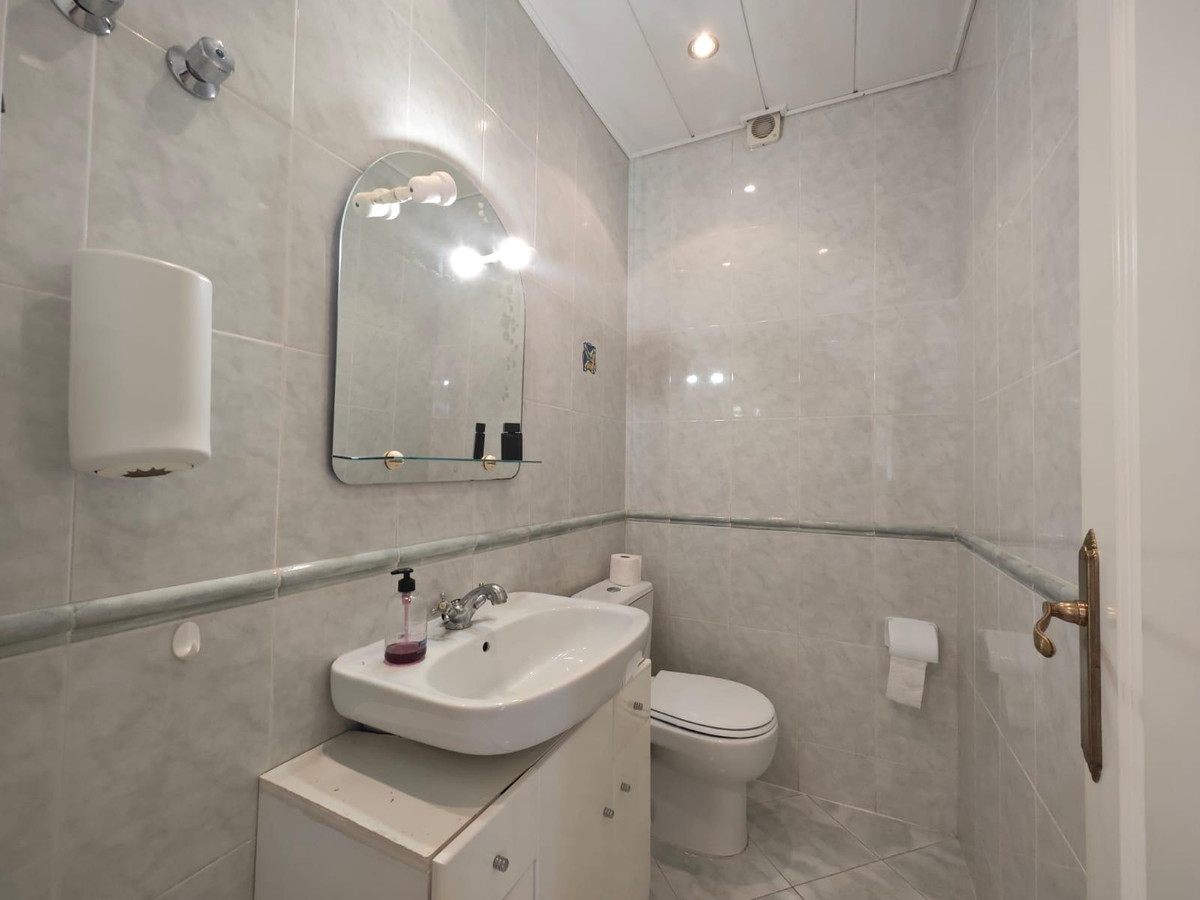 Se vende Villa - Chalet de 3 dormitorios en Costa Blanca, Alicante, España