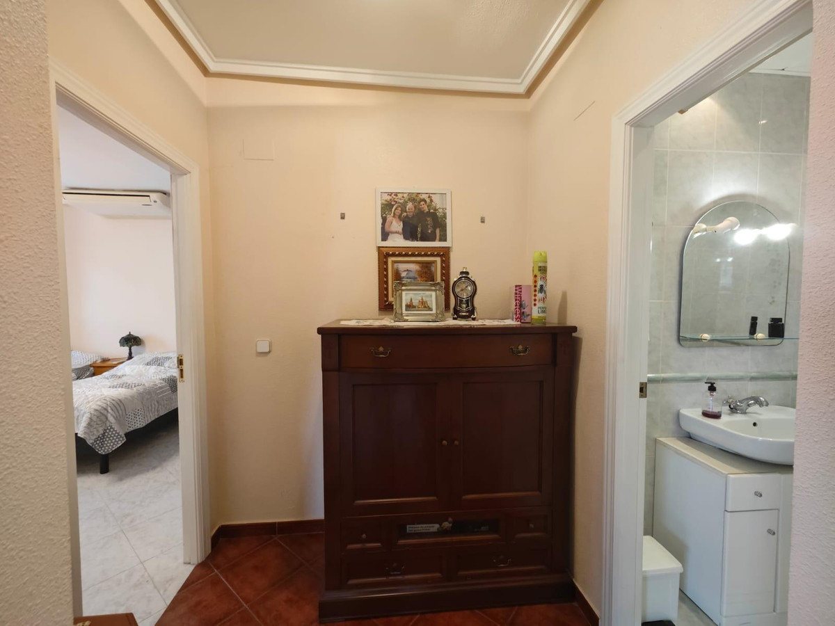 Se vende Villa - Chalet de 3 dormitorios en Costa Blanca, Alicante, España
