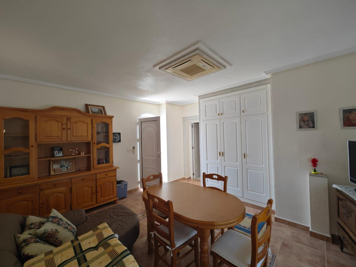 Se vende Villa - Chalet de 3 dormitorios en Costa Blanca, Alicante, España