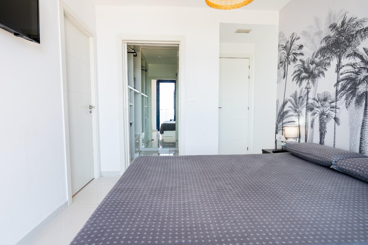 3 Bed Apartment for sale in Punta Prima Costa Blanca, Alicante, Spain