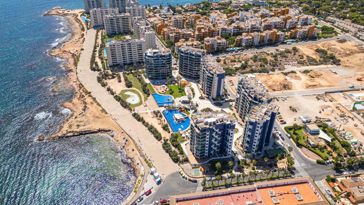3 Bed Apartment for sale in Punta Prima Costa Blanca, Alicante, Spain