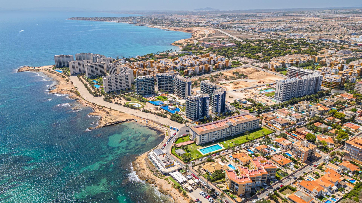 3 Bed Apartment for sale in Punta Prima Costa Blanca, Alicante, Spain