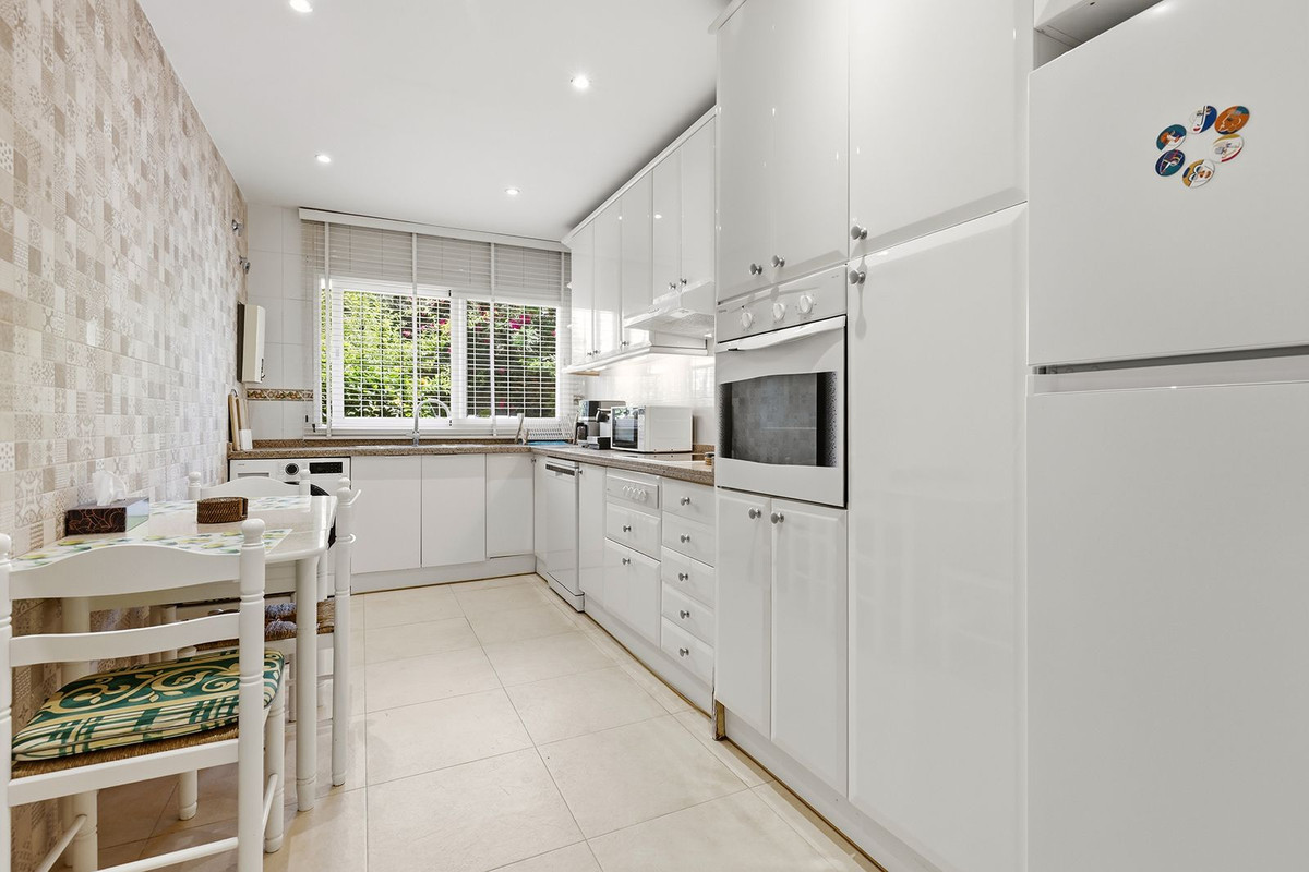 2 Bed Apartment for sale in Cancelada Costa Del Sol, Málaga, Spain