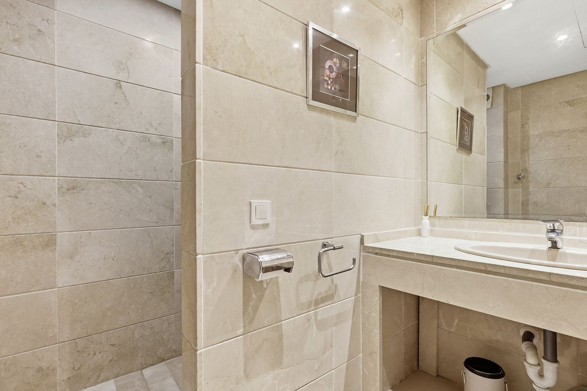 2 Bed Apartment for sale in Cancelada Costa Del Sol, Málaga, Spain