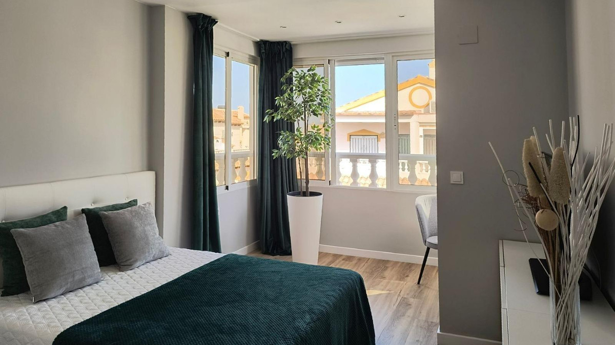 3 Bed Townhouse for sale in Punta Prima Costa Blanca, Alicante, Spain
