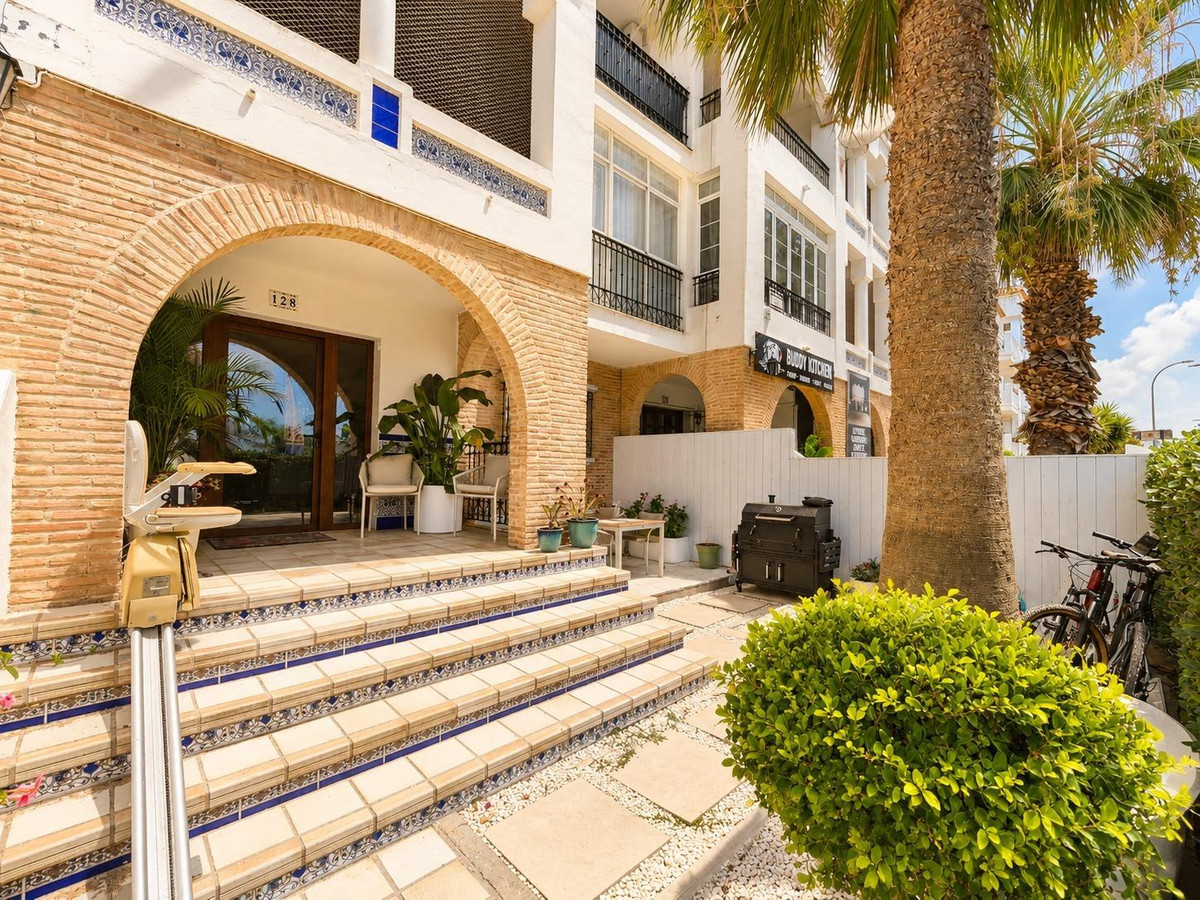 2 Bed Apartment for sale in Villamartin Costa Blanca, Alicante, Spain