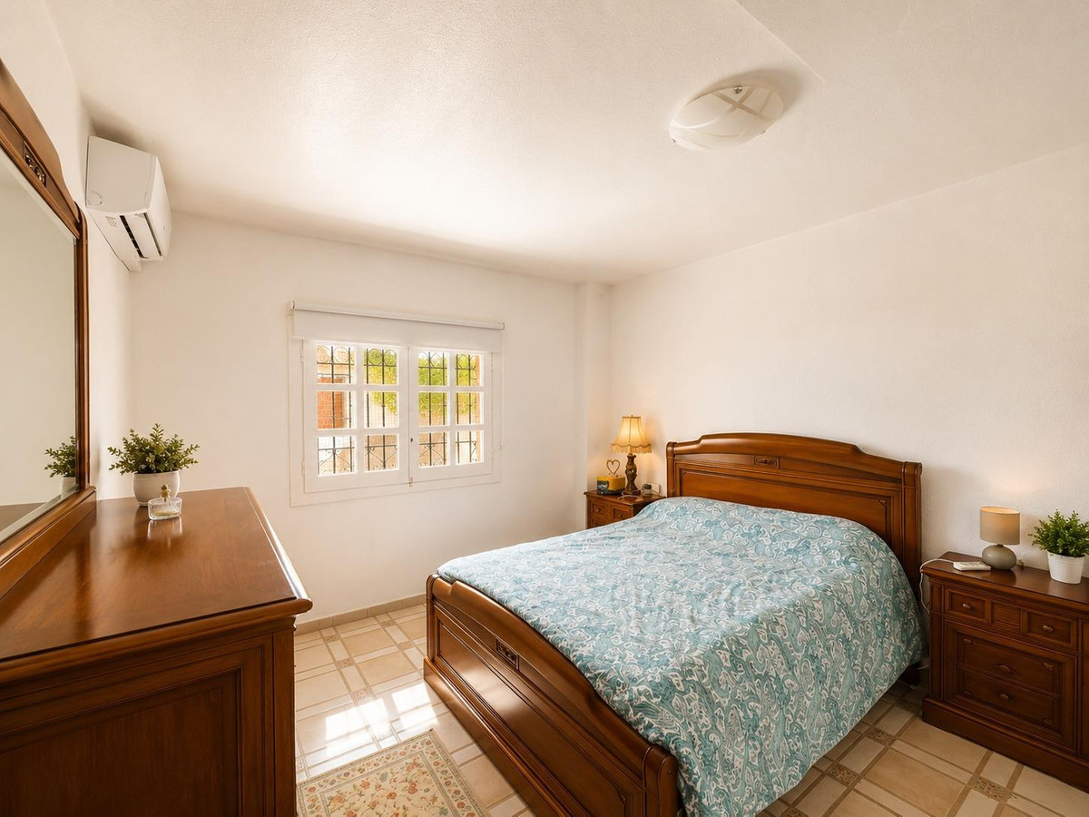 2 Bed Apartment for sale in Villamartin Costa Blanca, Alicante, Spain