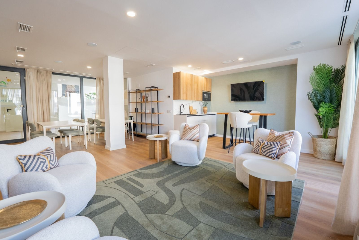 3 Bed Apartment for sale in Estepona Costa Del Sol, Málaga, Spain