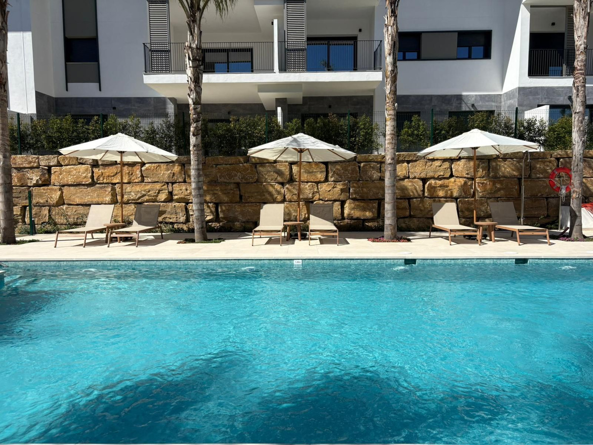 3 Bed Apartment for sale in Estepona Costa Del Sol, Málaga, Spain