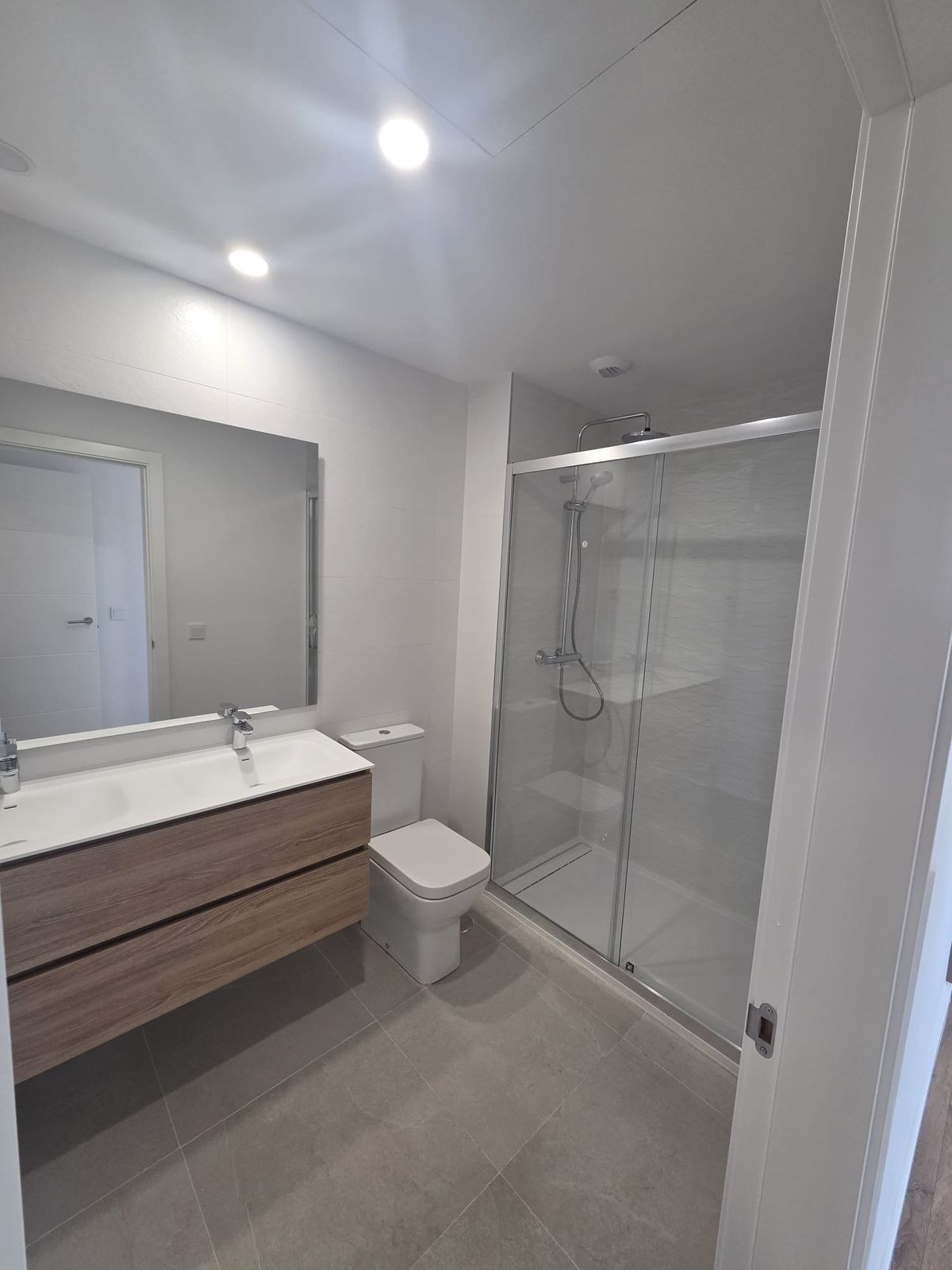3 Bed Apartment for sale in Estepona Costa Del Sol, Málaga, Spain