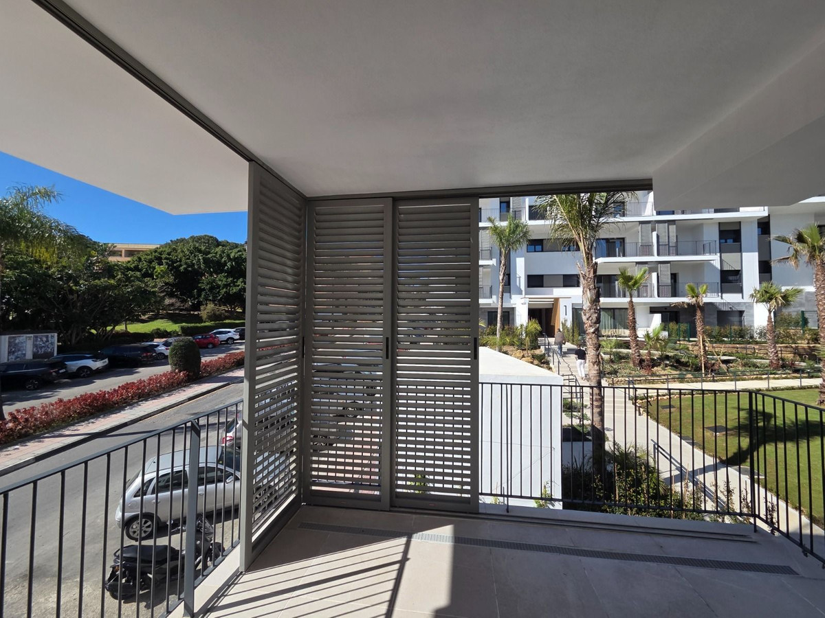 3 Bed Apartment for sale in Estepona Costa Del Sol, Málaga, Spain