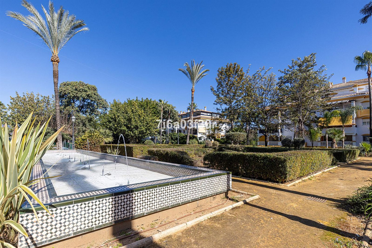 Se vende Apartamento Planta Media de 2 dormitorios en Costa Del Sol, Málaga, España