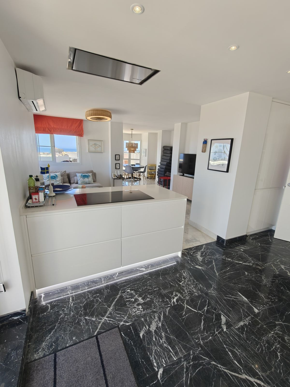 3 Bed Apartment for sale in Benalmadena Costa Costa Del Sol, Málaga, Spain
