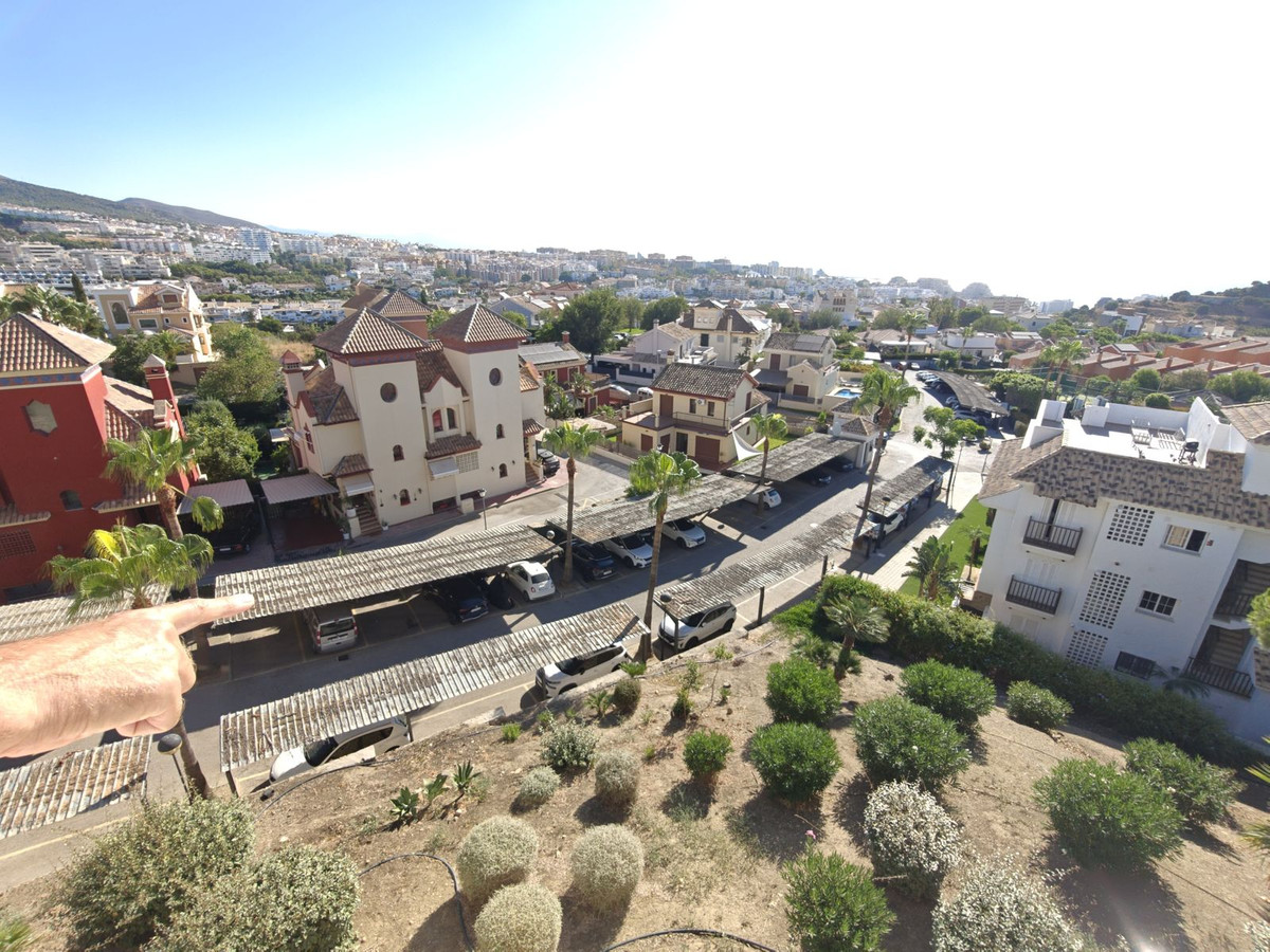 3 Bed Apartment for sale in Benalmadena Costa Costa Del Sol, Málaga, Spain