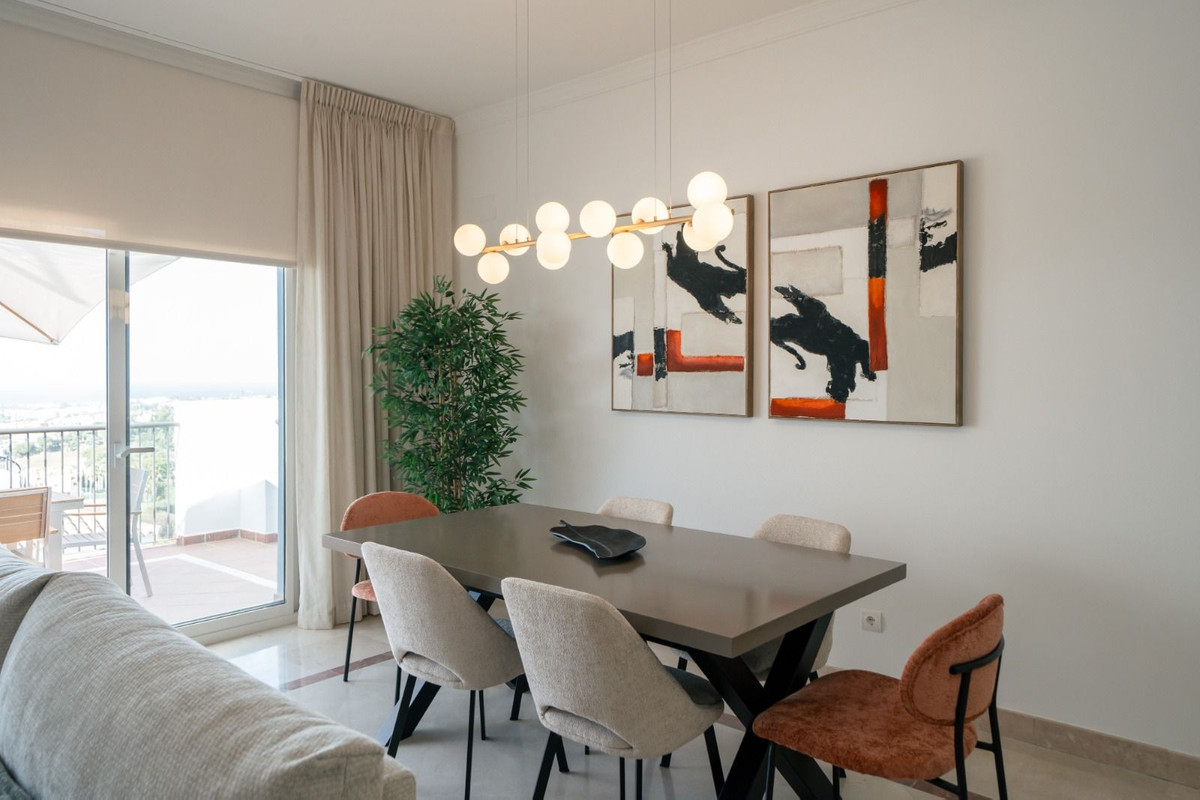 2 Bed Apartment for sale in Benahavís Costa Del Sol, Málaga, Spain