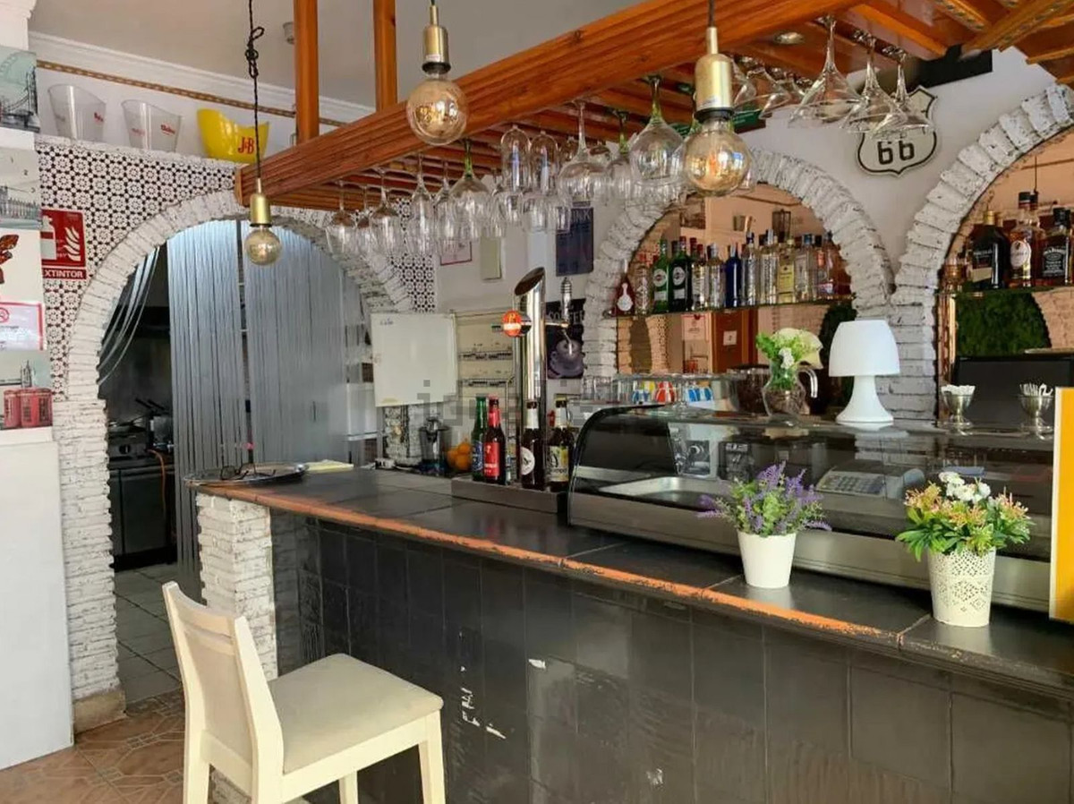 Commercial unit for sale in Benalmadena Costa Del Sol, Málaga, Spain