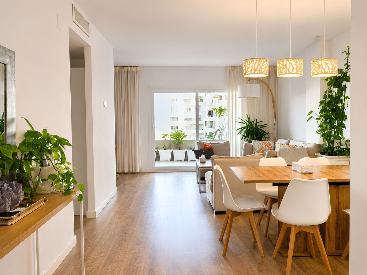 3 Bed Apartment for sale in La Campana Costa Del Sol, Málaga, Spain