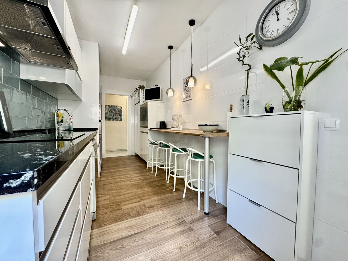2 Bed Apartment for sale in Los Boliches Costa Del Sol, Málaga, Spain