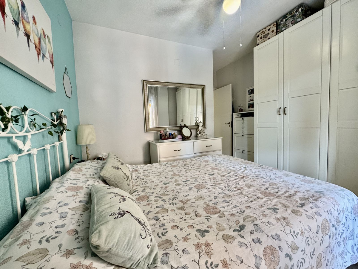 2 Bed Apartment for sale in Los Boliches Costa Del Sol, Málaga, Spain
