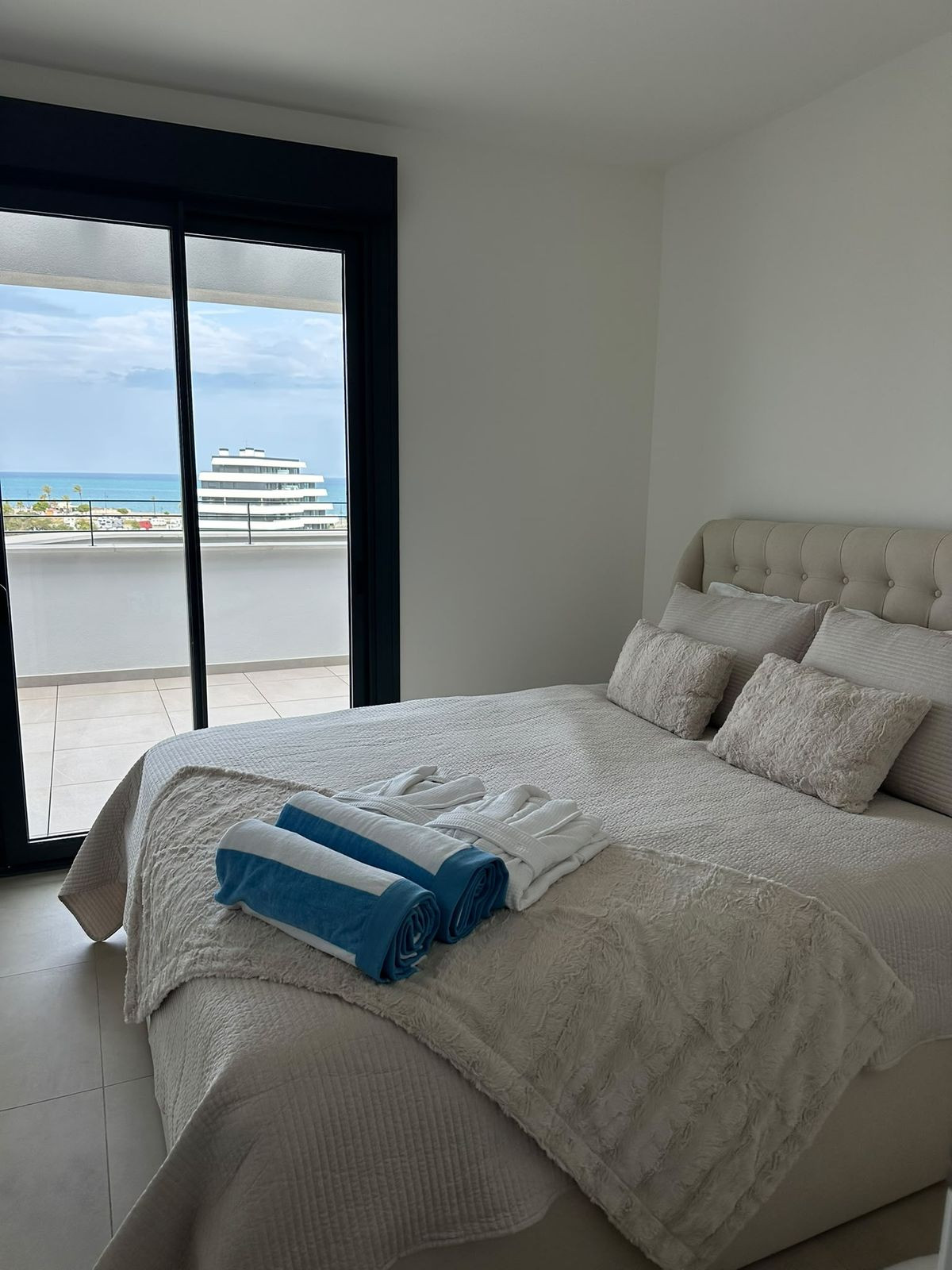 2 Bed Apartment for sale in Torremolinos Costa Del Sol, Málaga, Spain