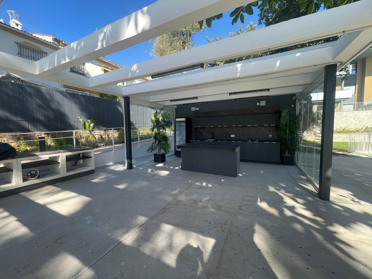 4 Bed Townhouse for sale in Montemar Costa Del Sol, Málaga, Spain