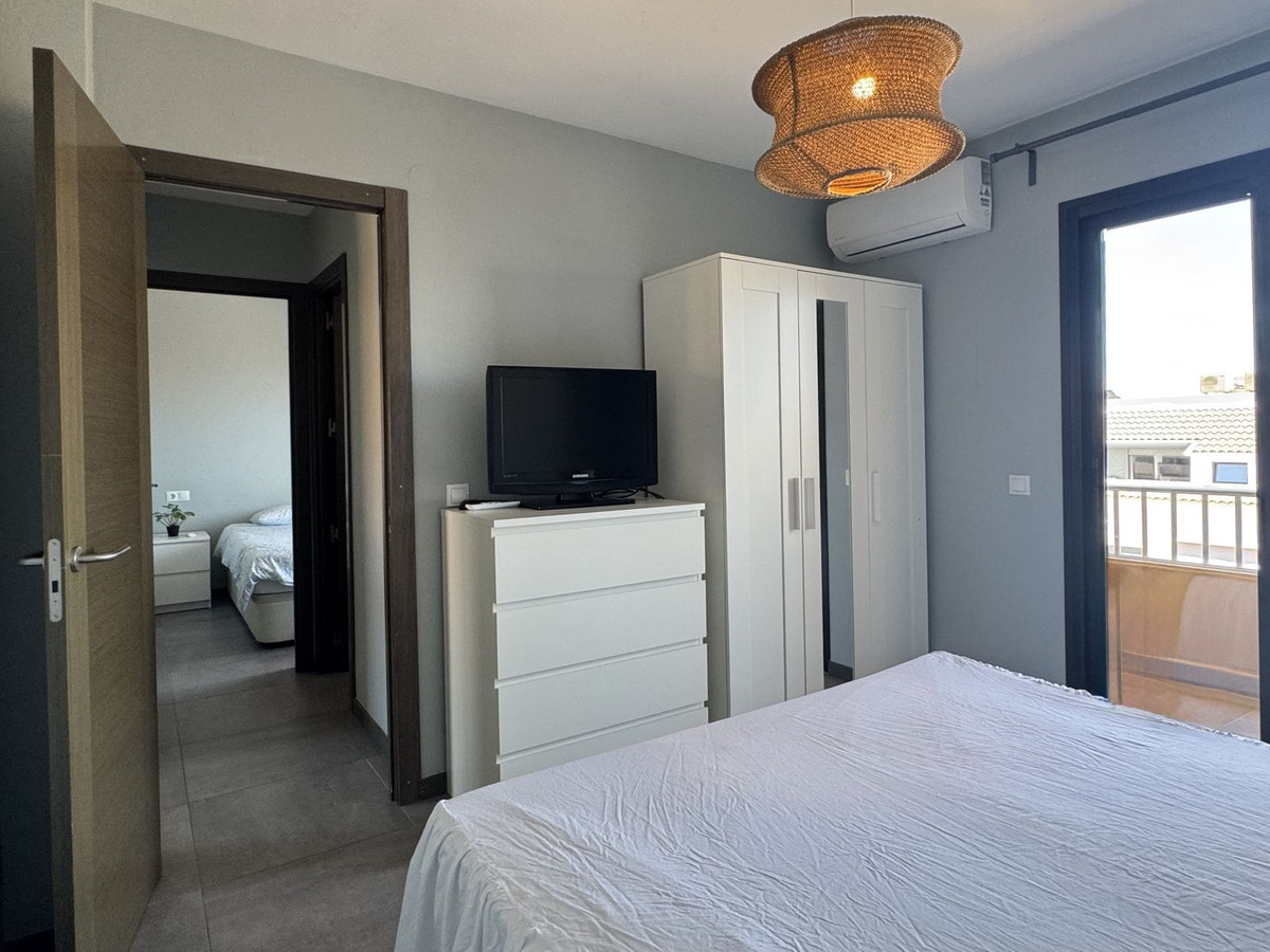 2 Bed Apartment for sale in Fuengirola Costa Del Sol, Málaga, Spain