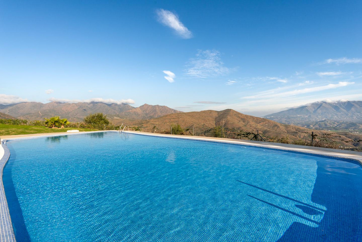 Se vende Pareada de 3 dormitorios en Costa Del Sol, Málaga, España