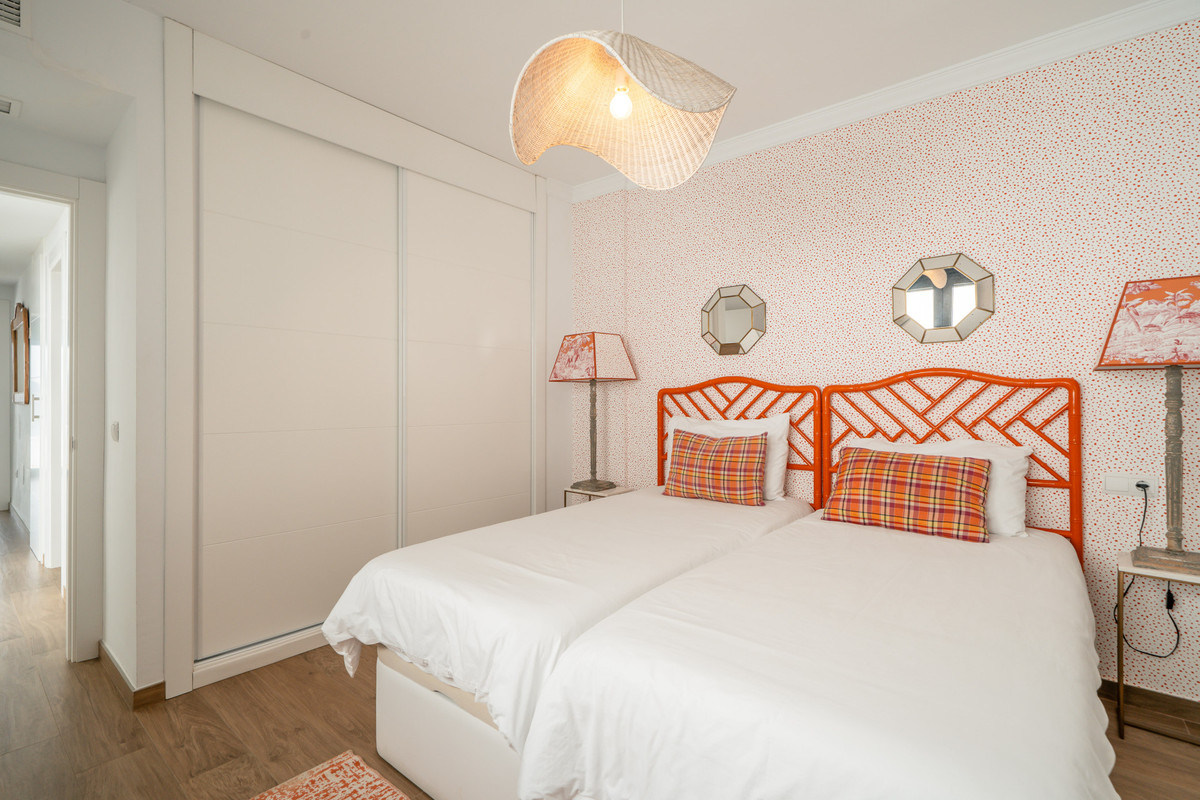 Se vende Pareada de 3 dormitorios en Costa Del Sol, Málaga, España