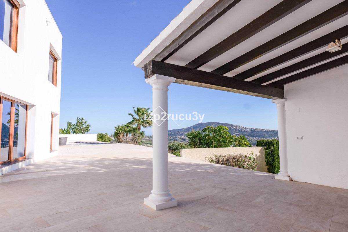 4 Bed Townhouse for sale in Moraira Costa Blanca, Alicante, Spain
