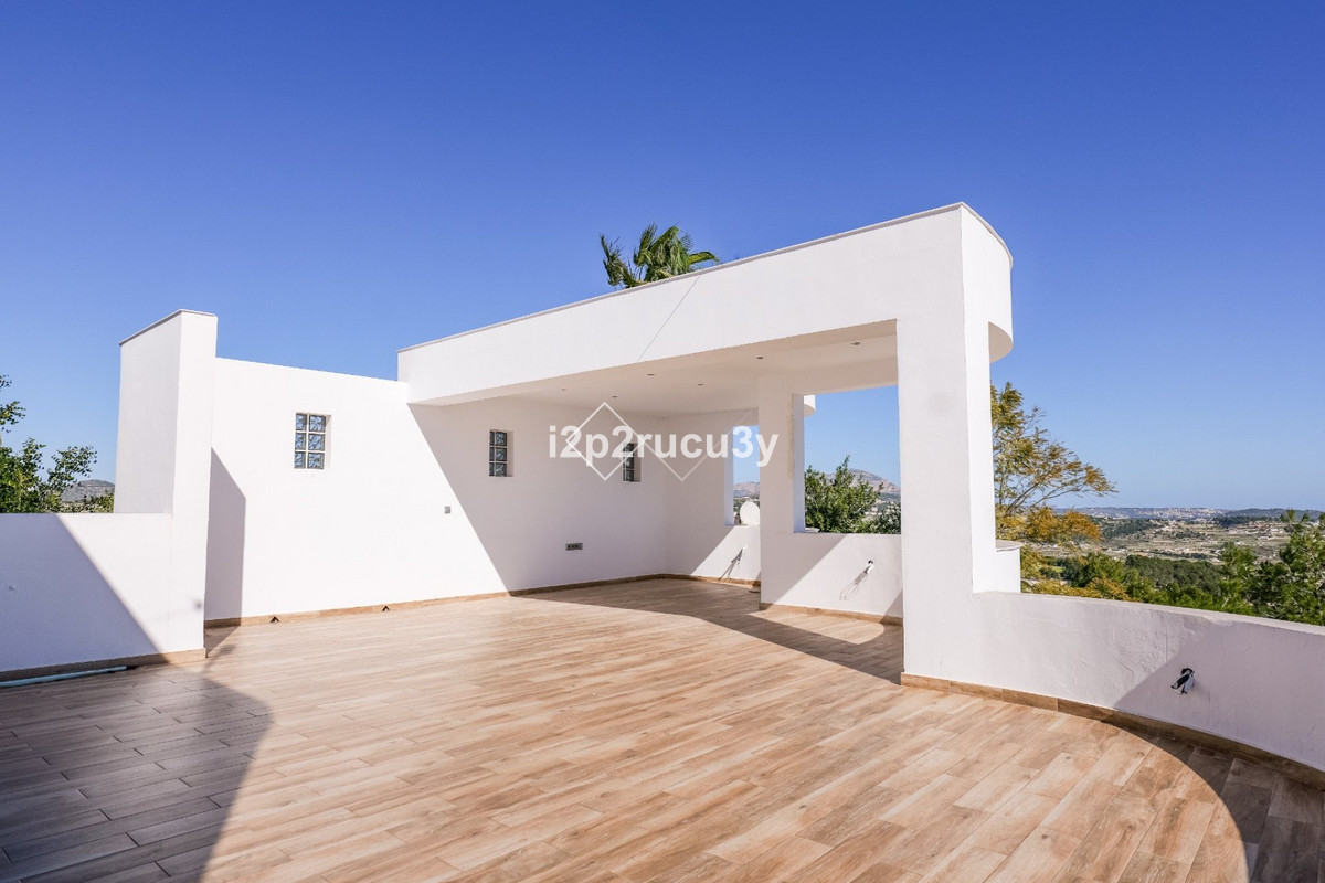 4 Bed Townhouse for sale in Moraira Costa Blanca, Alicante, Spain