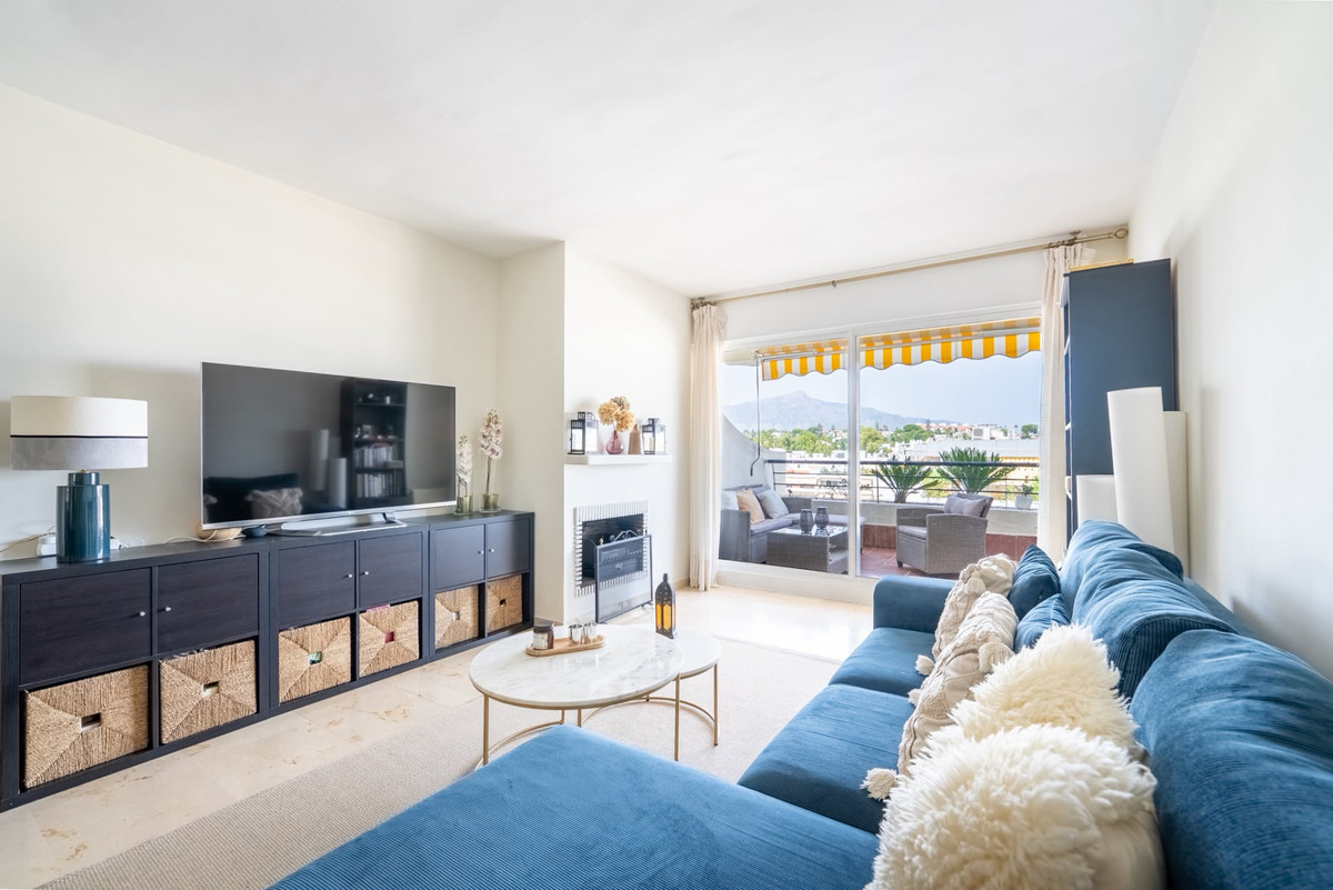 2 Bed Apartment for sale in San Pedro De Alcántara Costa Del Sol, Málaga, Spain