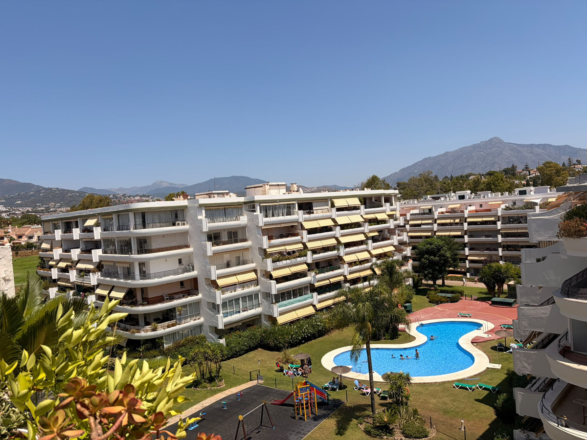 2 Bed Apartment for sale in San Pedro De Alcántara Costa Del Sol, Málaga, Spain