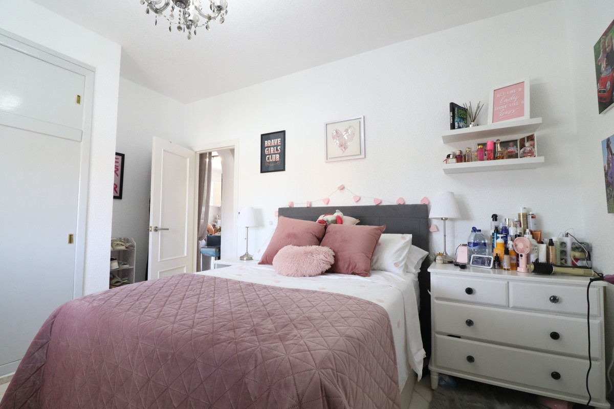 2 Bed Townhouse for sale in Villamartin Costa Blanca, Alicante, Spain