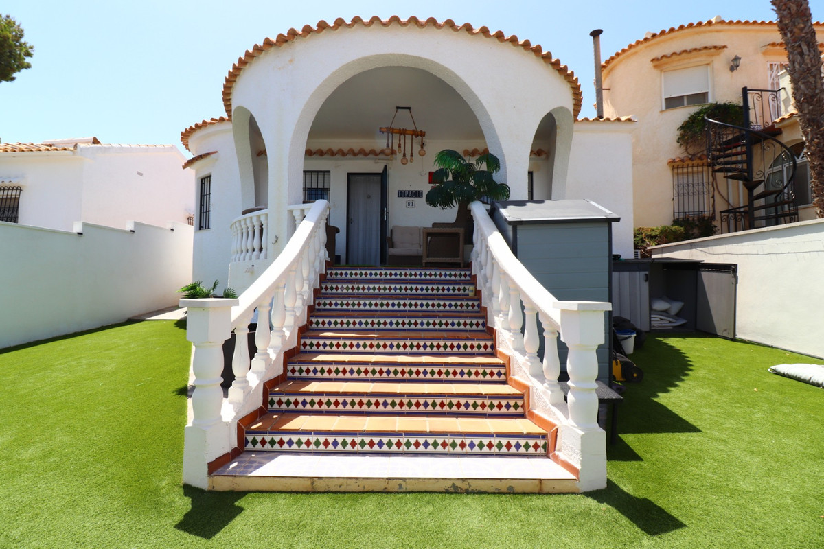 2 Bed Townhouse for sale in Villamartin Costa Blanca, Alicante, Spain