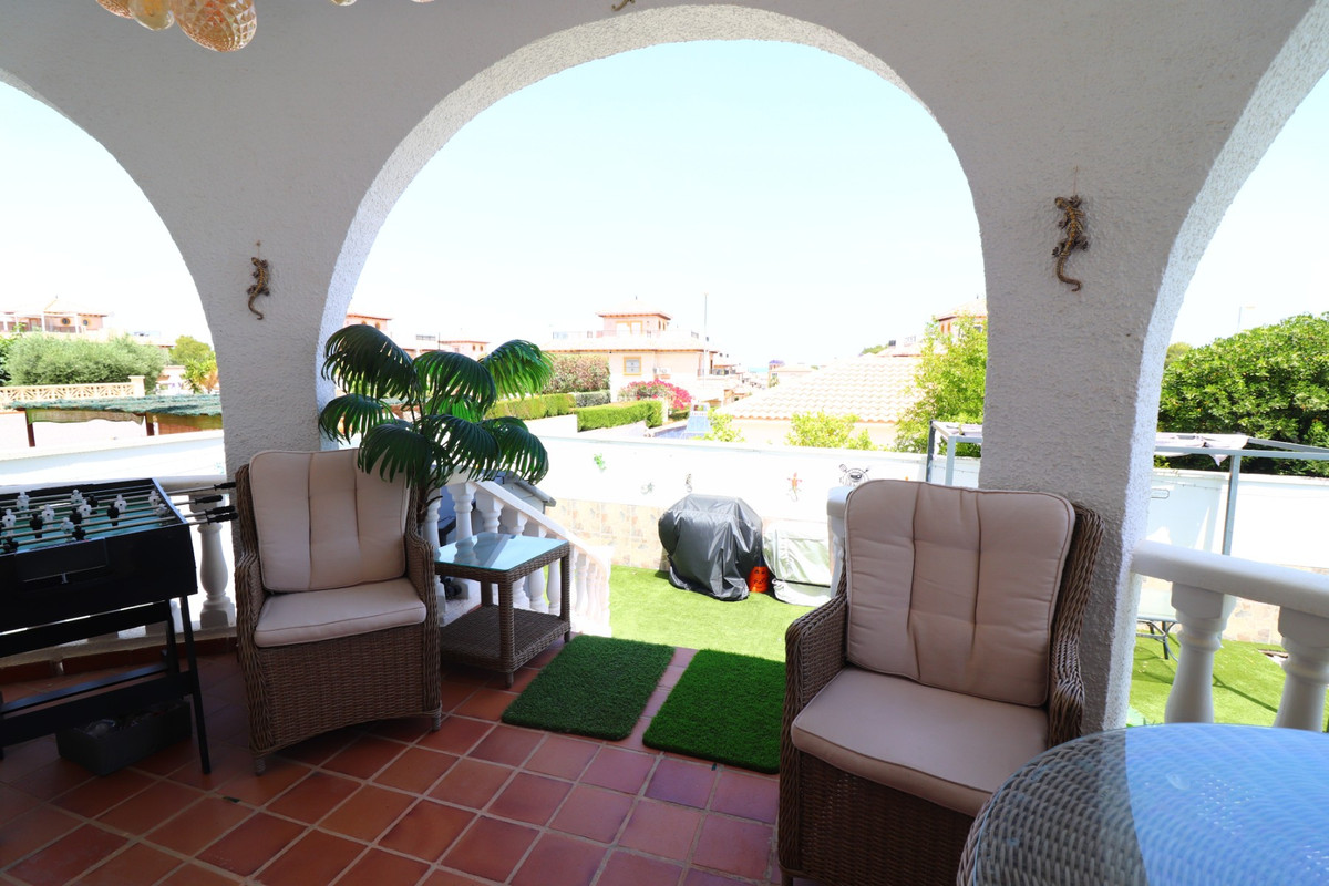 2 Bed Townhouse for sale in Villamartin Costa Blanca, Alicante, Spain