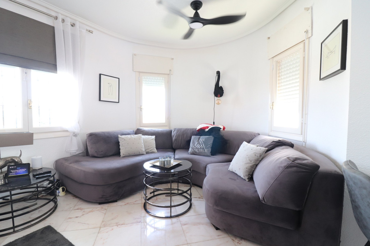 2 Bed Townhouse for sale in Villamartin Costa Blanca, Alicante, Spain