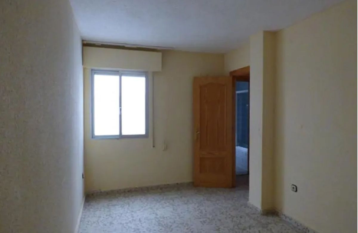 3 Bed Apartment for sale in Estepona Costa Del Sol, Málaga, Spain
