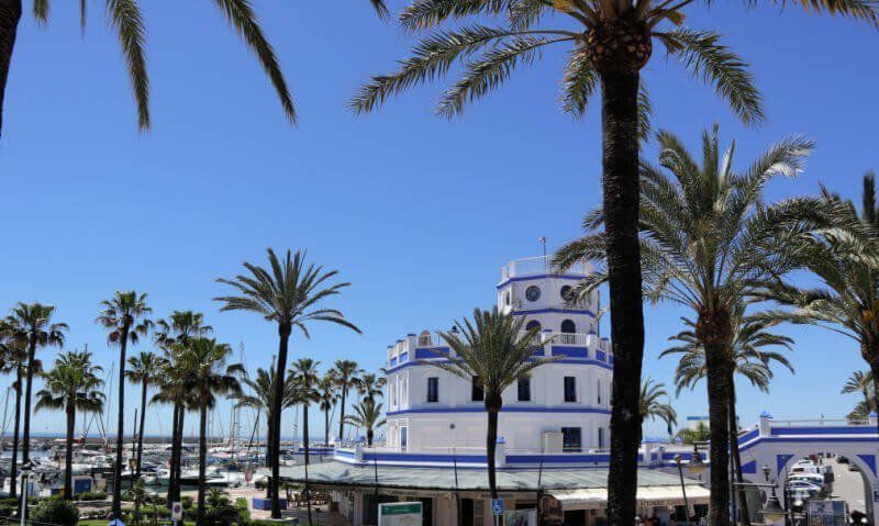 3 Bed Apartment for sale in Estepona Costa Del Sol, Málaga, Spain