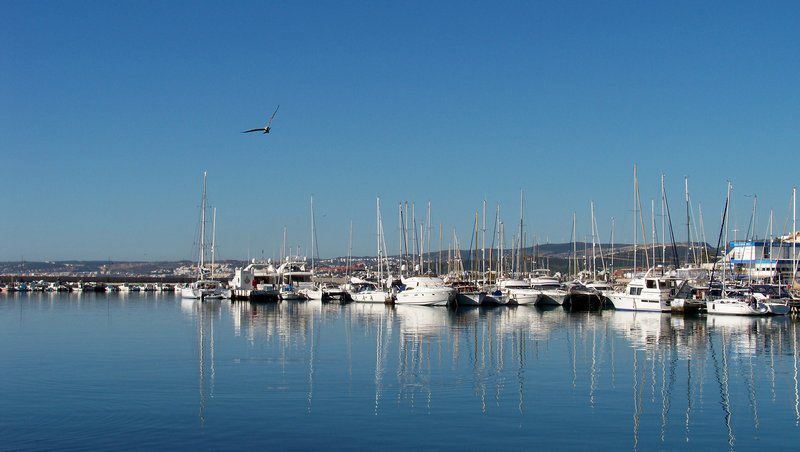 3 Bed Apartment for sale in Estepona Costa Del Sol, Málaga, Spain