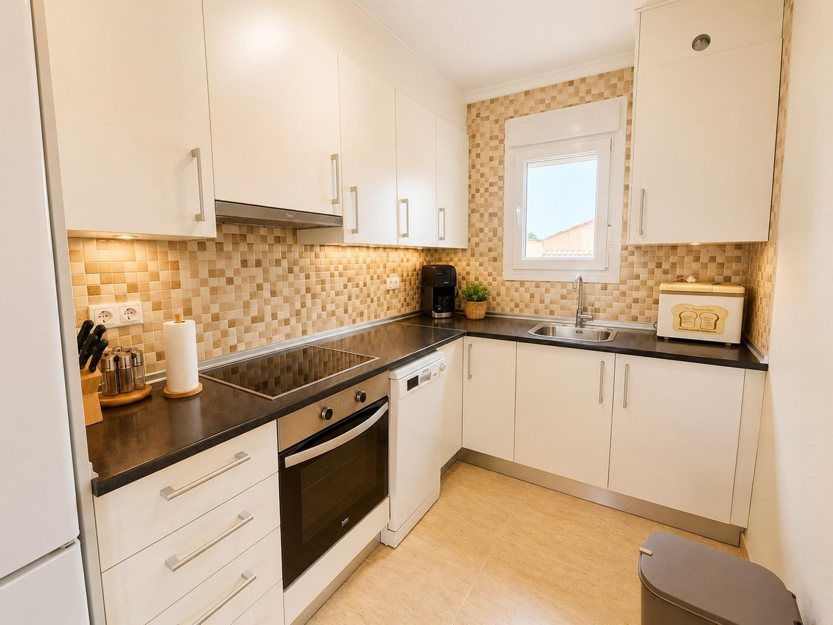 Se vende Villa - Chalet de 3 dormitorios en Costa Blanca, Alicante, España