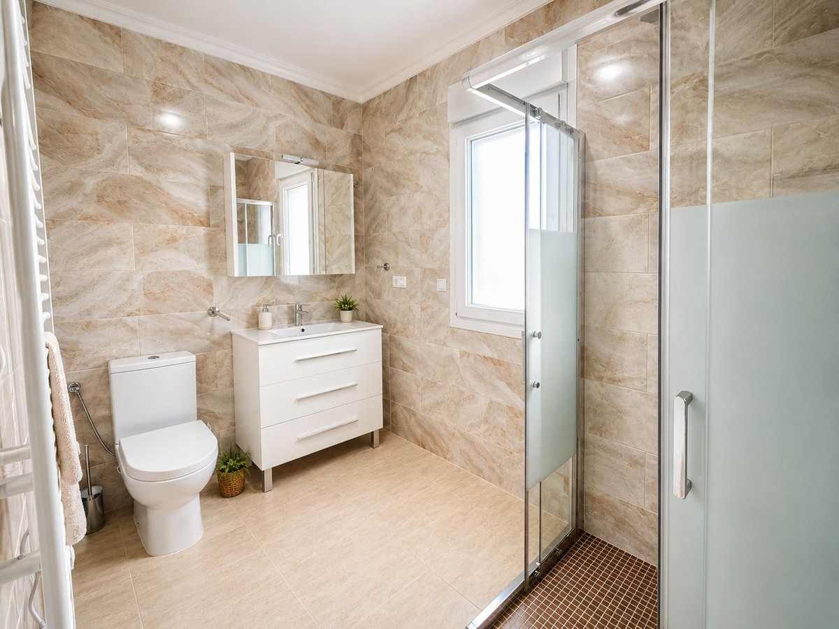 Se vende Villa - Chalet de 3 dormitorios en Costa Blanca, Alicante, España
