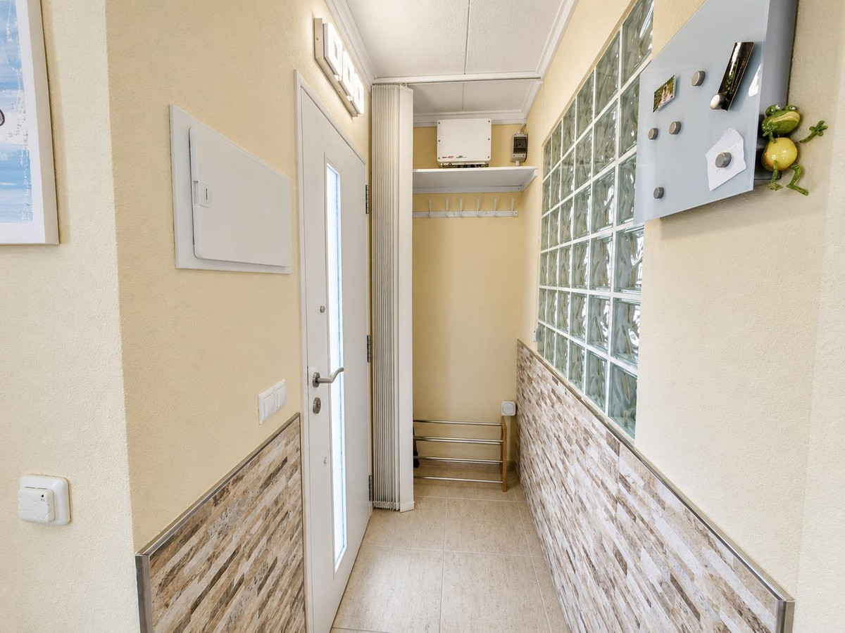 Se vende Villa - Chalet de 3 dormitorios en Costa Blanca, Alicante, España