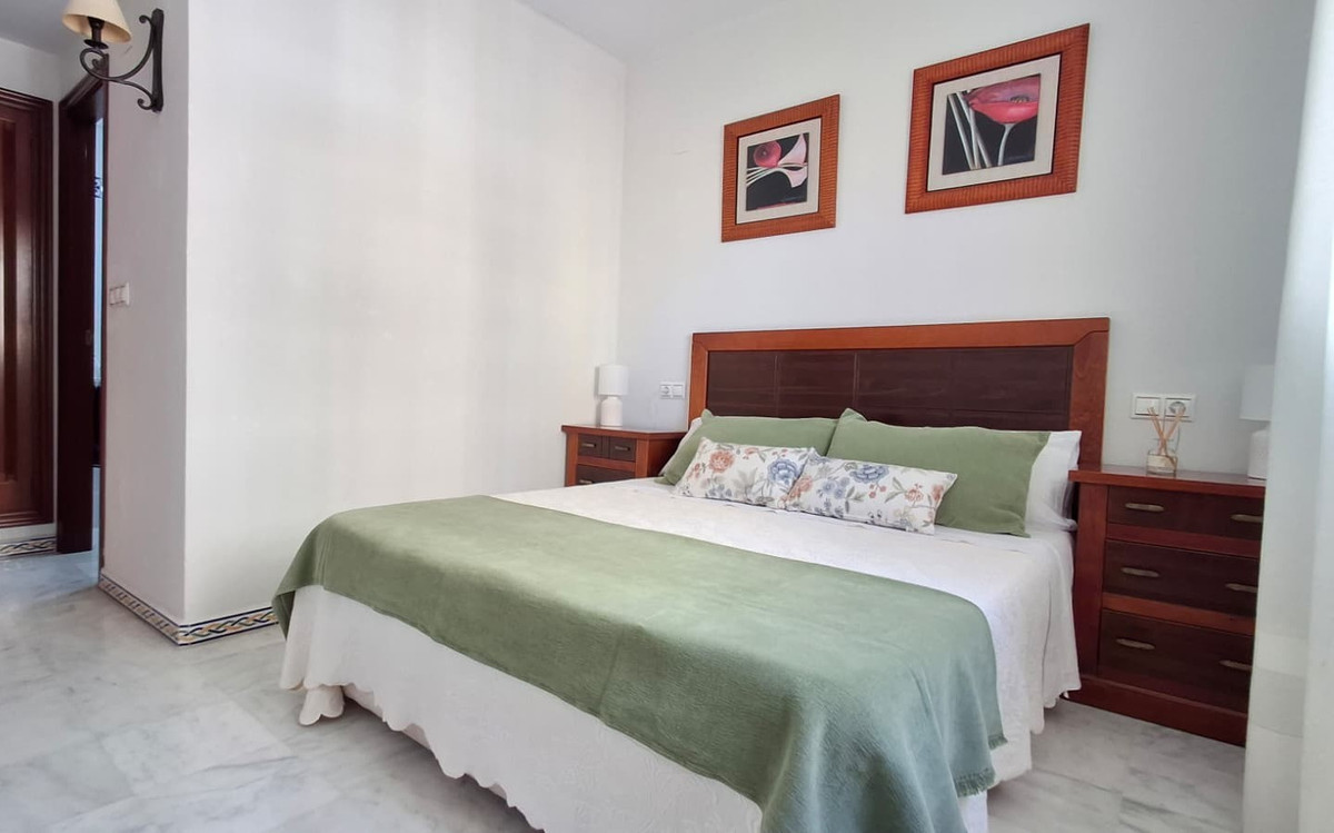 2 Bed Apartment for sale in Playa De Los Locos Costa Blanca, Alicante, Spain