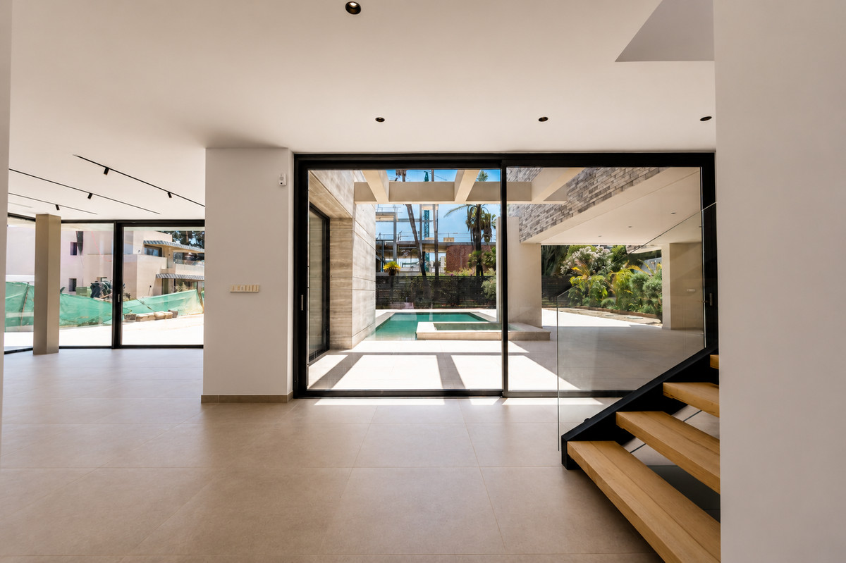 8 Bed Townhouse for sale in Cortijo Blanco Costa Del Sol, Málaga, Spain