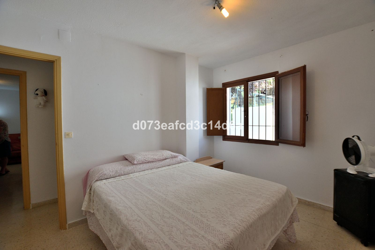 3 Bed Apartment for sale in Ronda Costa Del Sol, Málaga, Spain