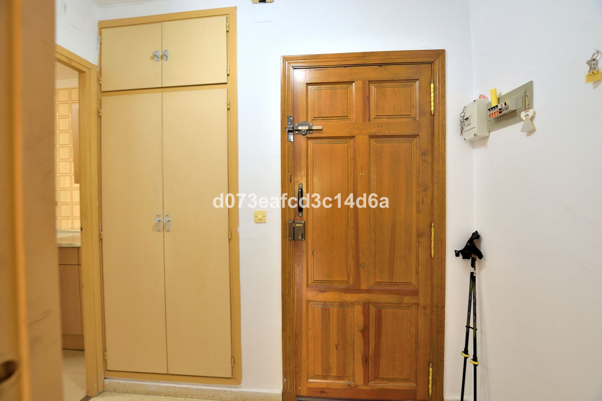 3 Bed Apartment for sale in Ronda Costa Del Sol, Málaga, Spain